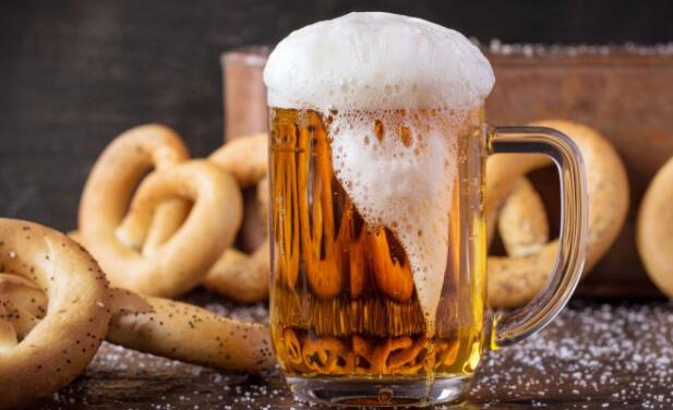 英国啤酒商将啤酒和面包结合在一起成为世界上最棒的啤酒之一