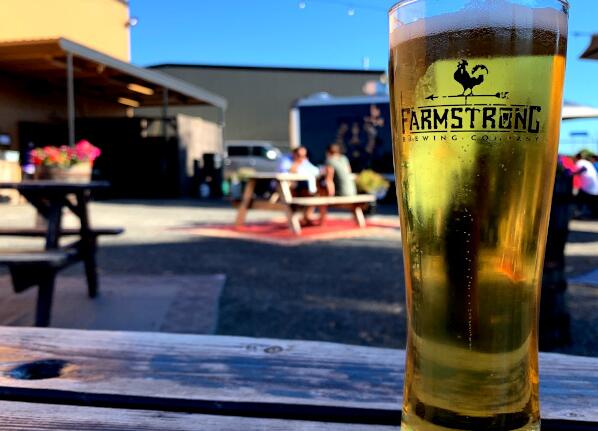 郁金香和啤酒是斯卡吉特山谷最美丽的两处景观