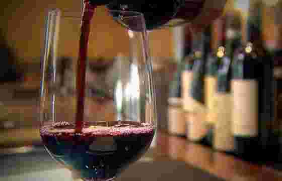 葡萄酒问答：有挂杯的葡萄酒质量更好吗？