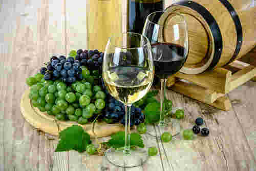 葡萄酒问答：红葡萄酒和白葡萄酒的口感是什么？