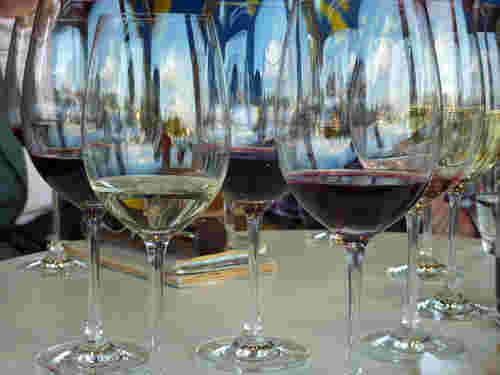葡萄酒问答：半干型和半甜型葡萄酒区别是什么？