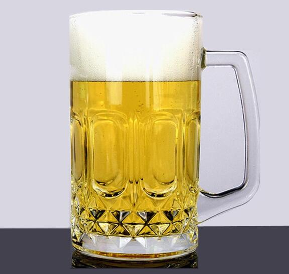 酒知识：啤酒杯的选择也会影响口感，6款常见啤酒杯的特点一定要知道