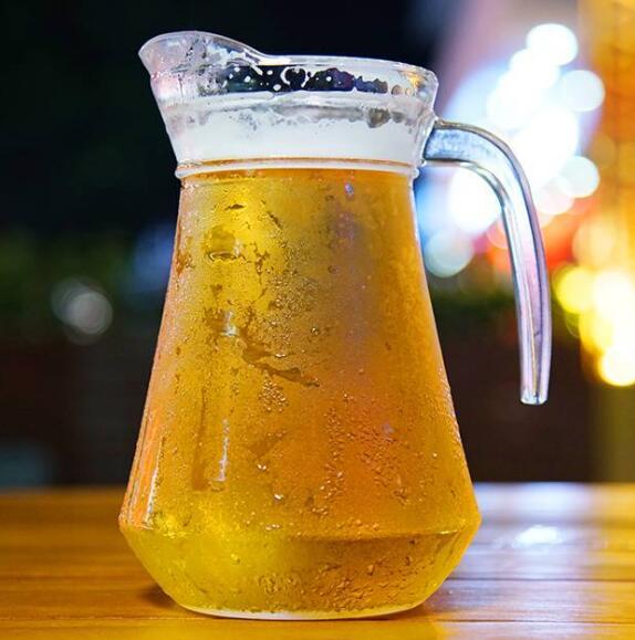 酒知识：一扎啤酒是多少升，多为1-2升的生啤具体得看容器大小
