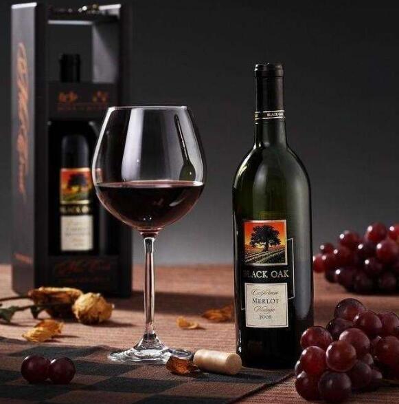 酒知识：南非红酒怎么样，以开普敦地区葡萄酒最佳(性价比很高)