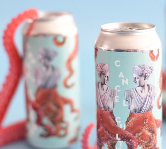 认识创造本地精酿啤酒罐设计的达拉斯艺术家
