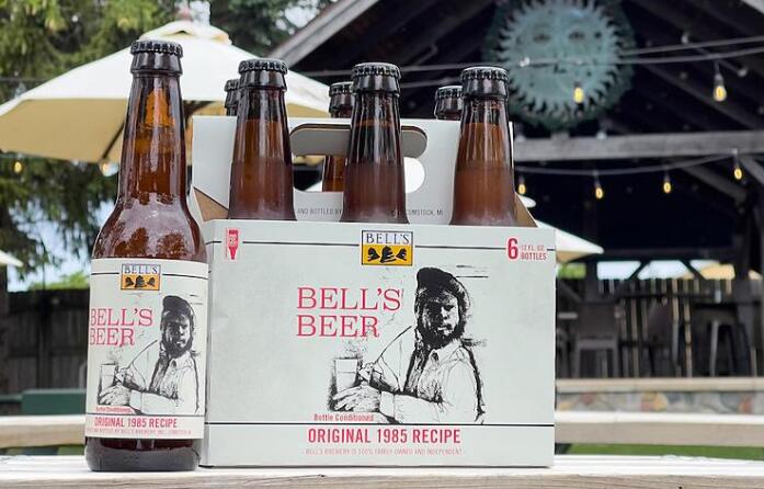 贝尔与拉里·贝尔见面和问候的原始啤酒配方