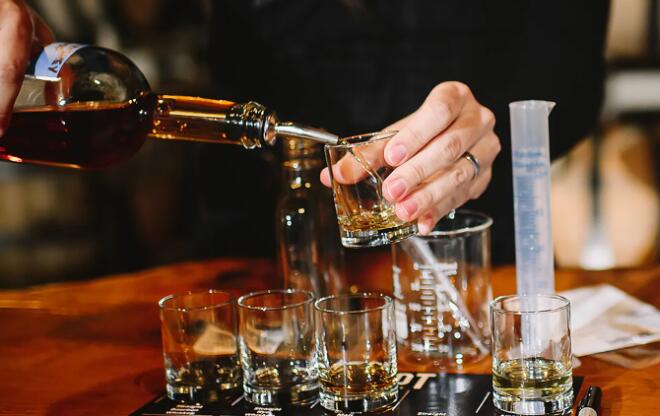 达拉斯-沃思堡工艺酿酒厂的威士忌饮用者指南