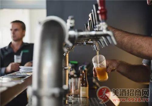 啤酒头条：澳大利亚啤酒税降低40%，那么啤酒会降价吗？