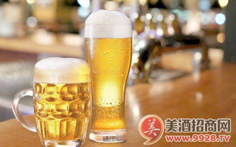 灌装啤酒：回望2017：中国啤酒发展热点综述