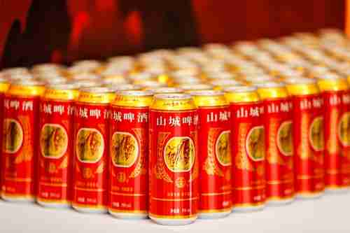 啤酒百科：重庆啤酒公司山城啤酒经典包装罐上市