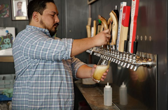 从沙漠到盛产啤酒 比弗顿市中心成为精酿啤酒爱好者的磁石